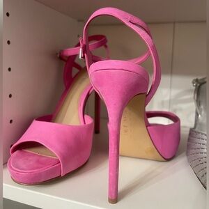 Gianni Bini pink heels